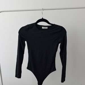 Aritzia Black Long Sleeve Bodysuit